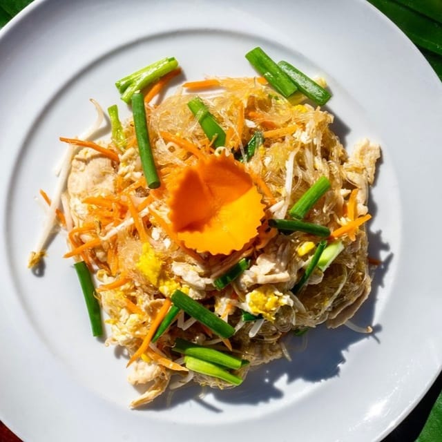 Pad Woon Sen.