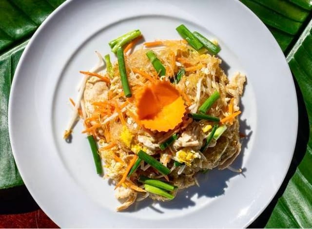 Pad Woon Sen.